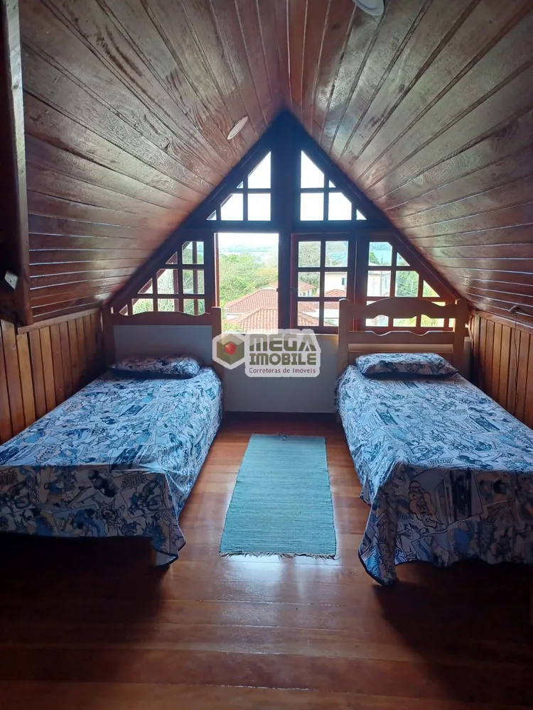 Casa, 5 quartos, 180 m² - Foto 2