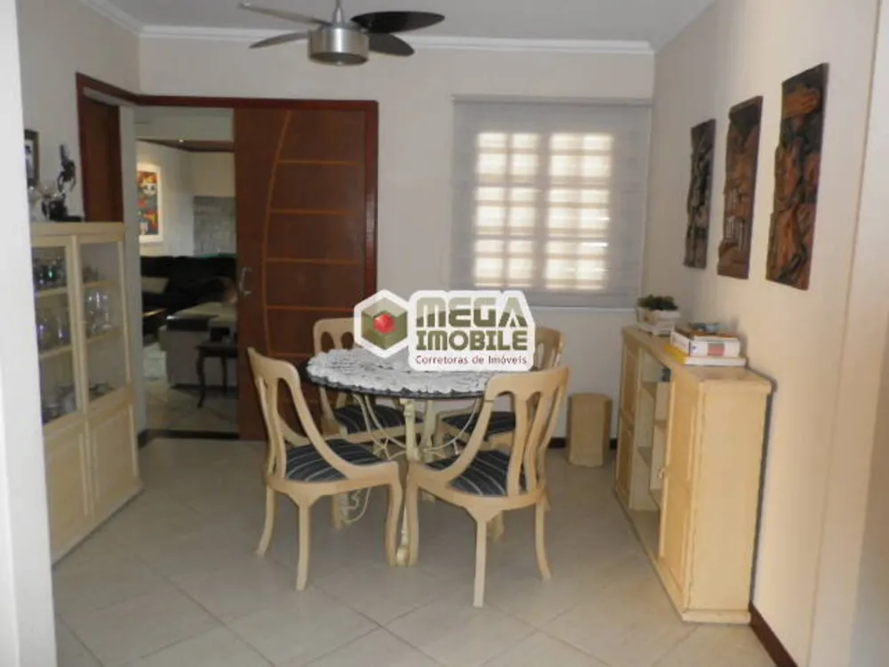 Casa, 4 quartos, 256 m² - Foto 6