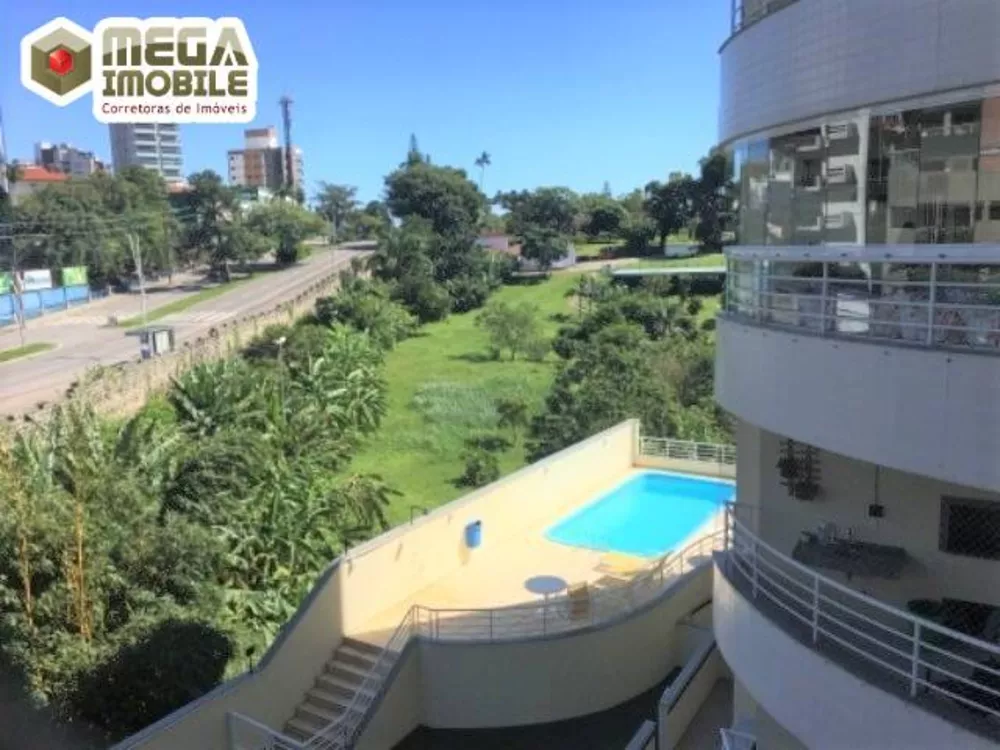 Apartamento à venda com 3 quartos, 125m² - Foto 1