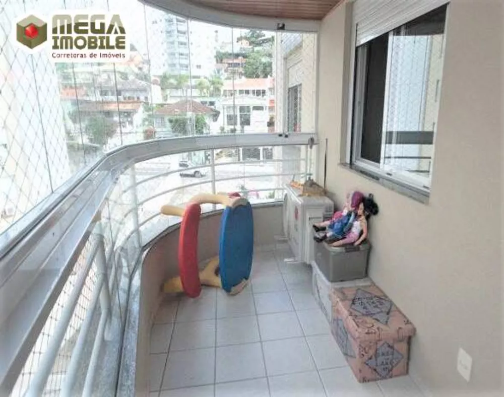 Apartamento à venda com 3 quartos, 125m² - Foto 4