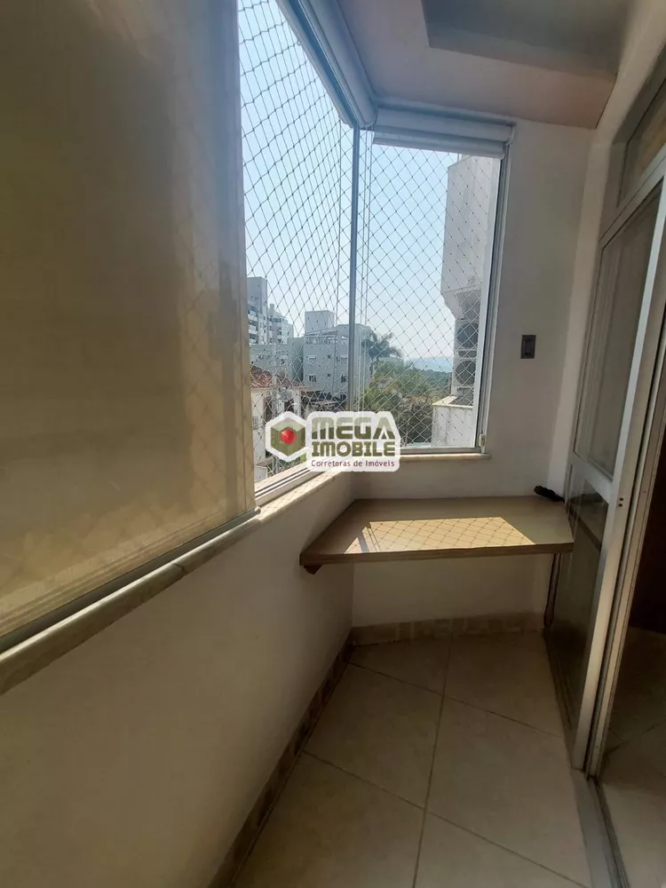 Apartamento à venda com 2 quartos, 63m² - Foto 4