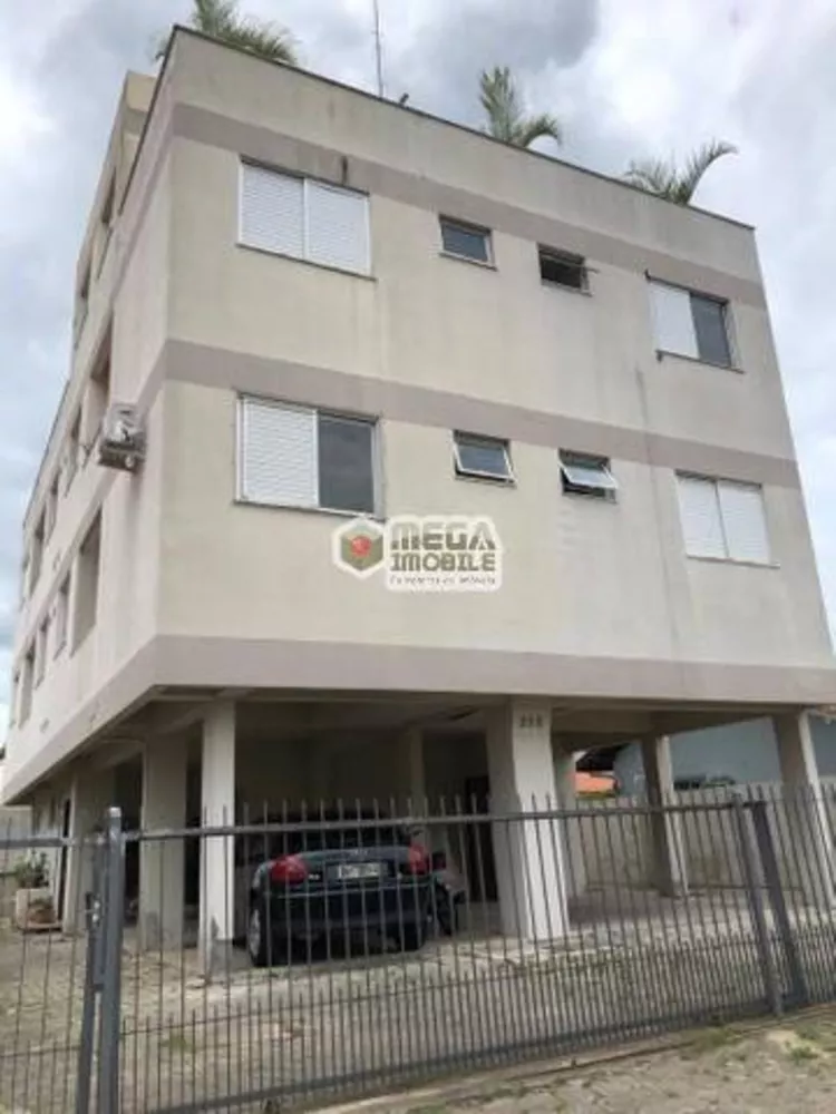 Prédio Inteiro à venda com 10 quartos, 300m² - Foto 2