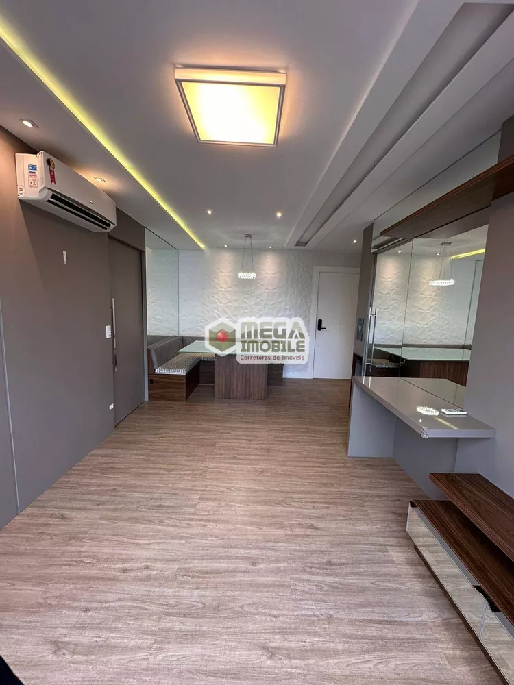 Apartamento à venda com 2 quartos, 73m² - Foto 4