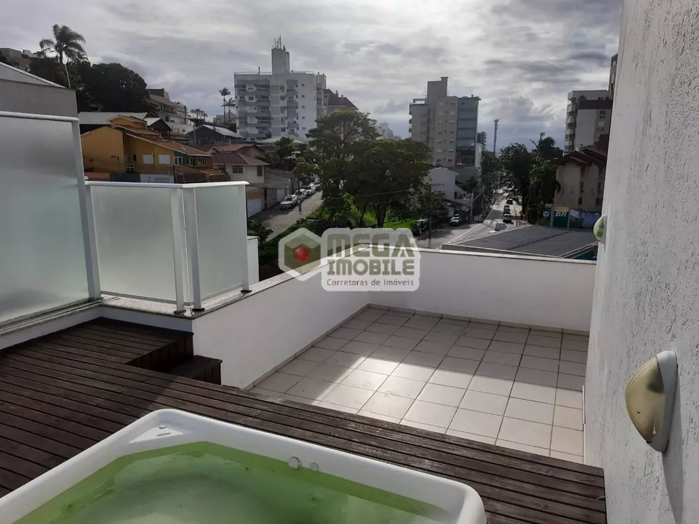 Apartamento à venda com 3 quartos, 160m² - Foto 2