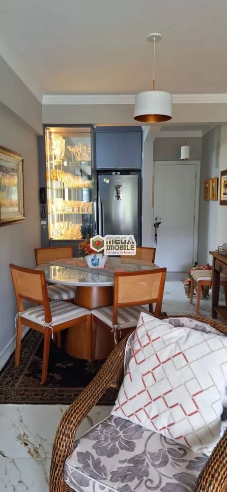 Apartamento à venda com 3 quartos, 76m² - Foto 3