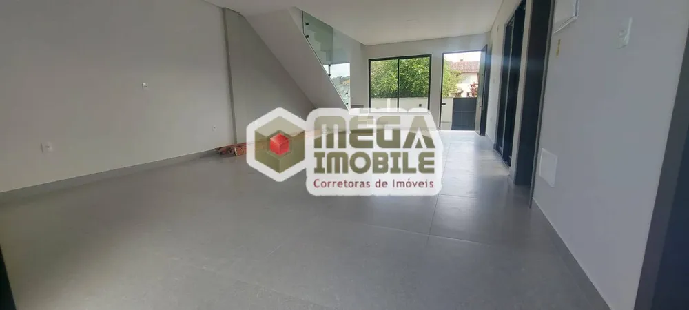 Casa, 3 quartos, 182 m² - Foto 1