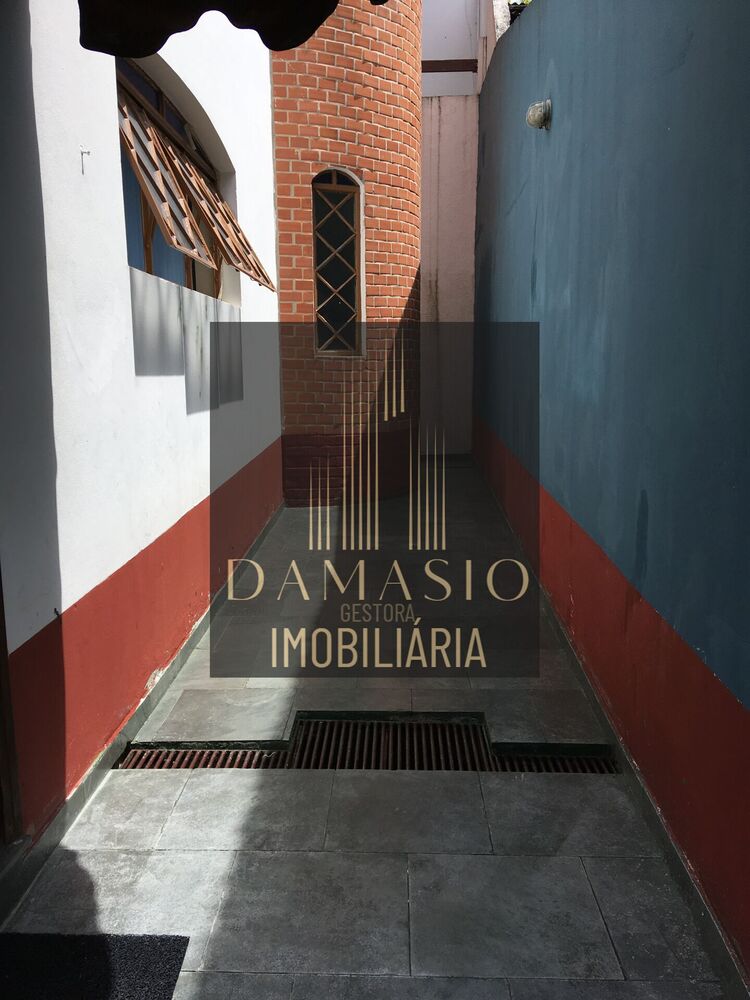Casa, 3 quartos, 247 m² - Foto 1