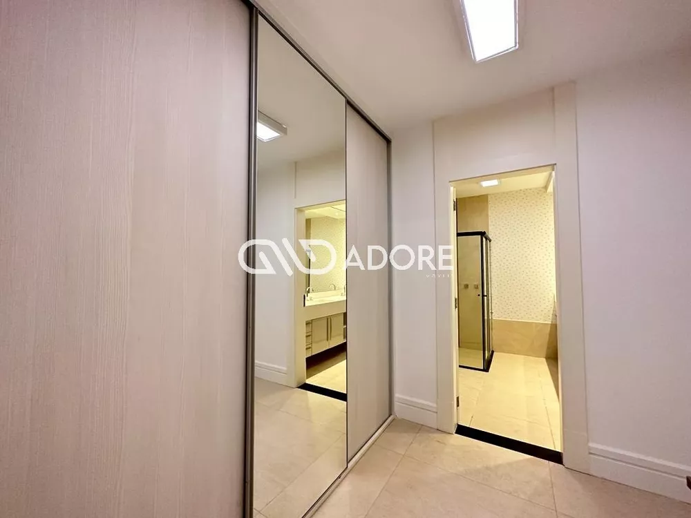 Casa para alugar com 6 quartos, 775m² - Foto 15