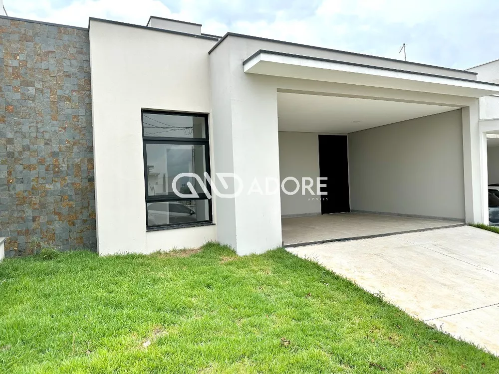 Casa à venda com 3 quartos, 141m² - Foto 2