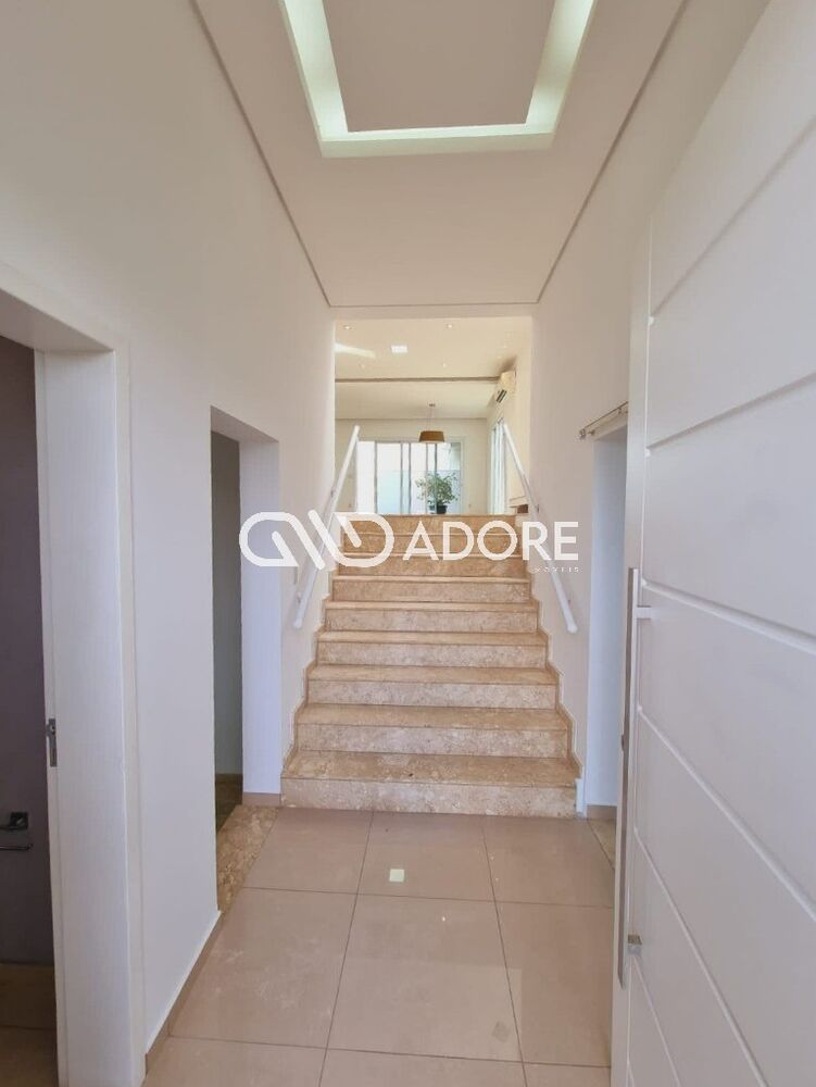 Casa, 3 quartos, 208 m² - Foto 2
