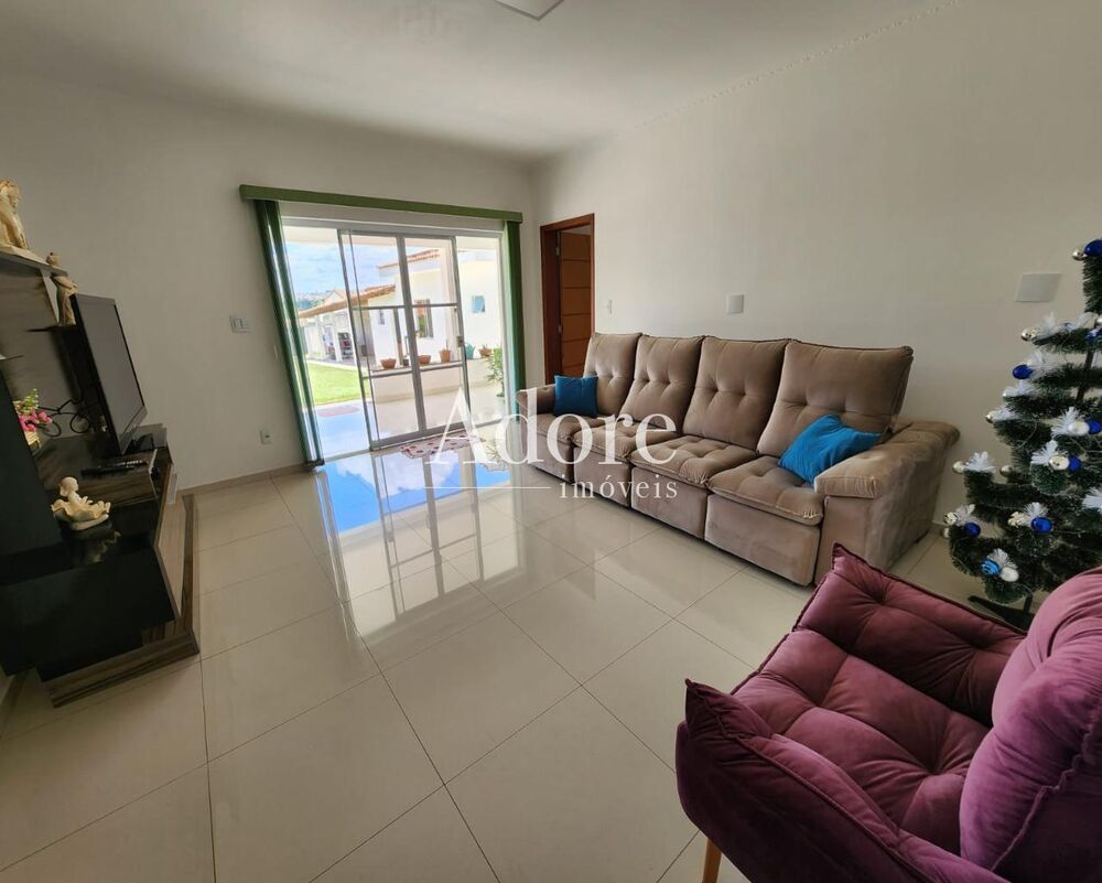 Chácara à venda com 3 quartos, 1050m² - Foto 1