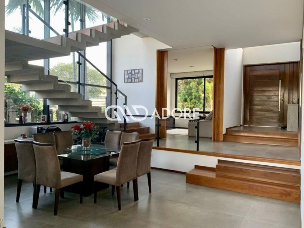 Casa, 3 quartos, 420 m² - Foto 1