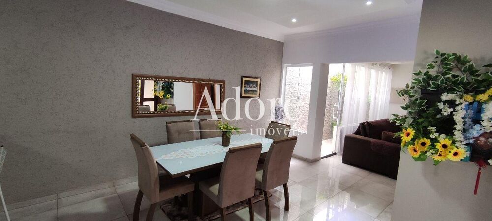 Casa à venda com 4 quartos - Foto 2