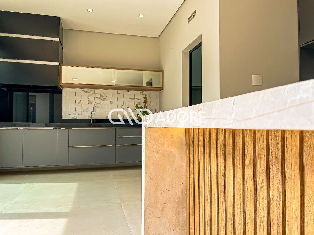 Casa, 3 quartos, 192 m² - Foto 2