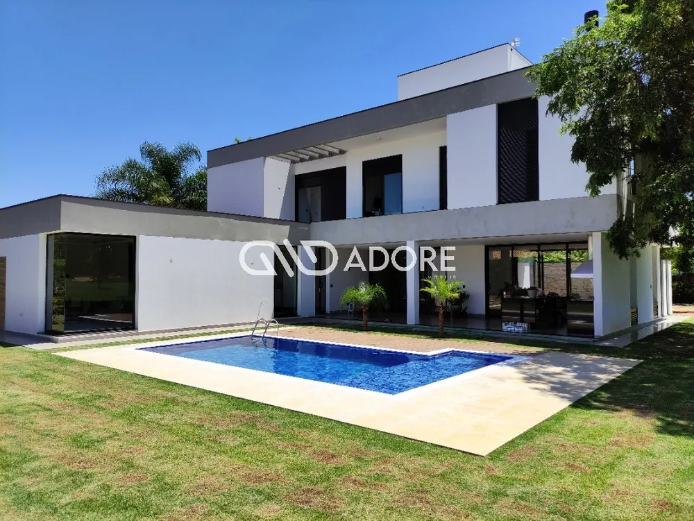 Casa à venda com 3 quartos, 467m² - Foto 1