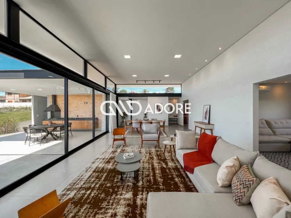 Casa à venda com 4 quartos, 435m² - Foto 8