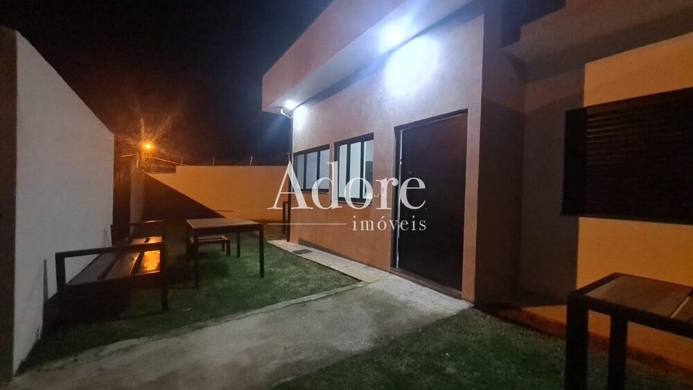 Casa, 2 quartos, 62 m² - Foto 1