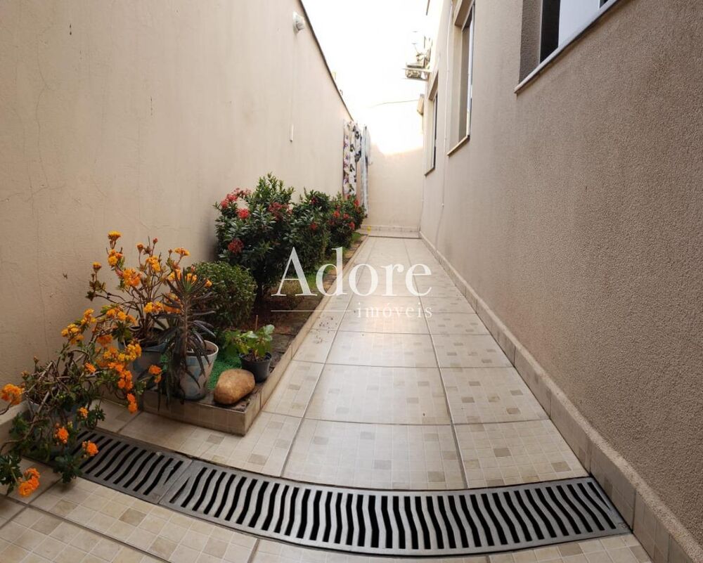Casa à venda com 3 quartos, 150m² - Foto 16