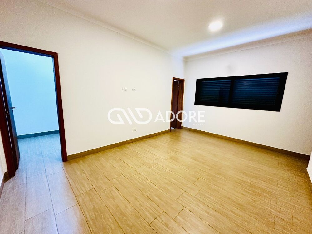 Casa para alugar com 3 quartos, 190m² - Foto 4