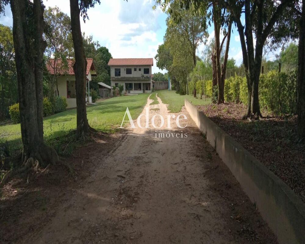 Sítio à venda com 4 quartos, 150m² - Foto 1