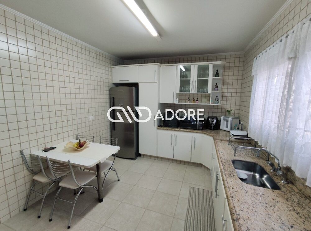 Casa, 3 quartos, 281 m² - Foto 2