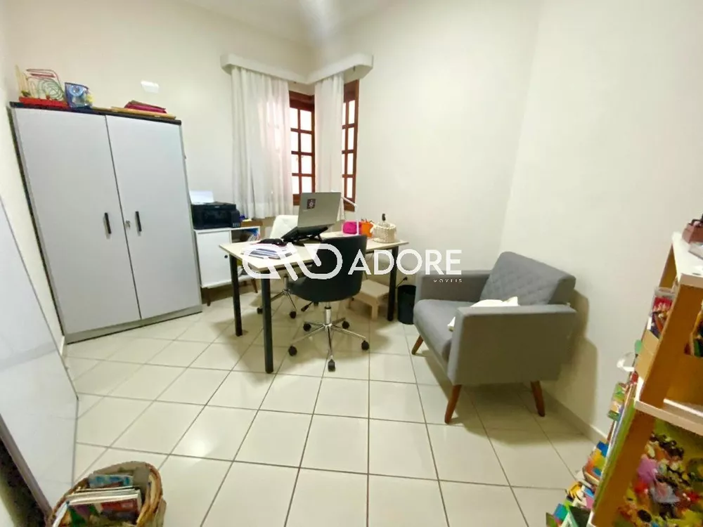 Casa à venda com 3 quartos, 193m² - Foto 11