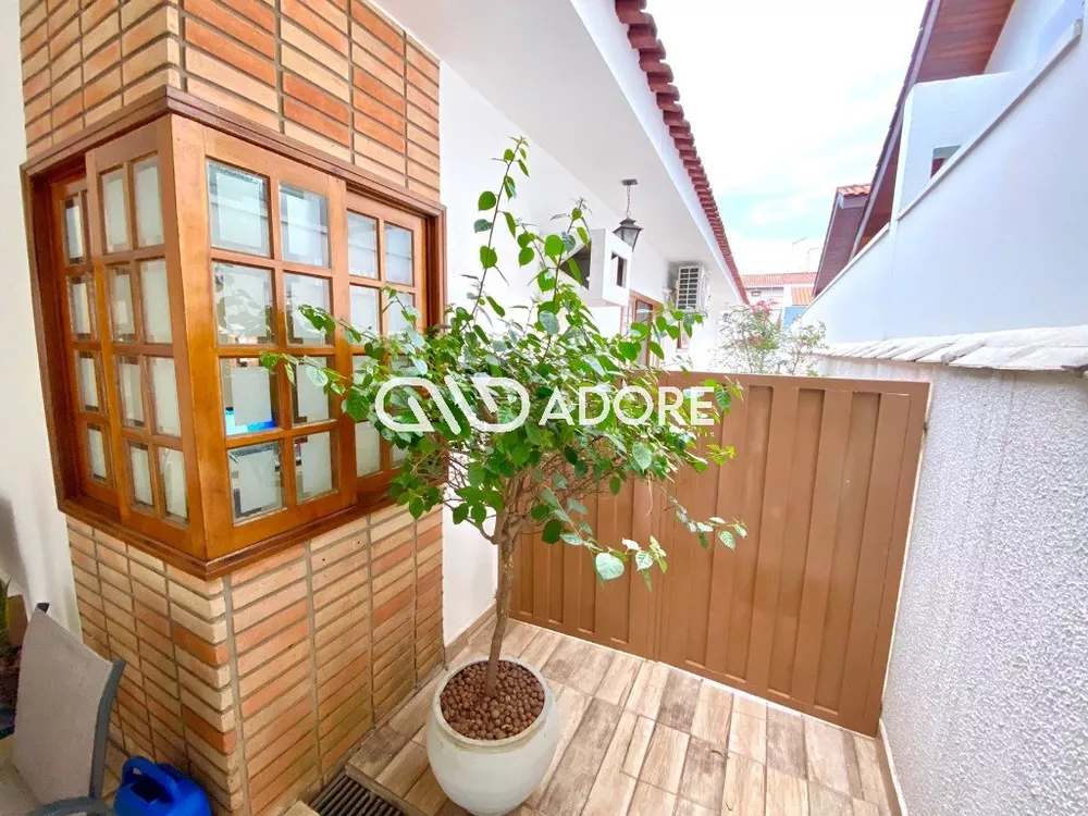 Casa à venda com 3 quartos, 193m² - Foto 4