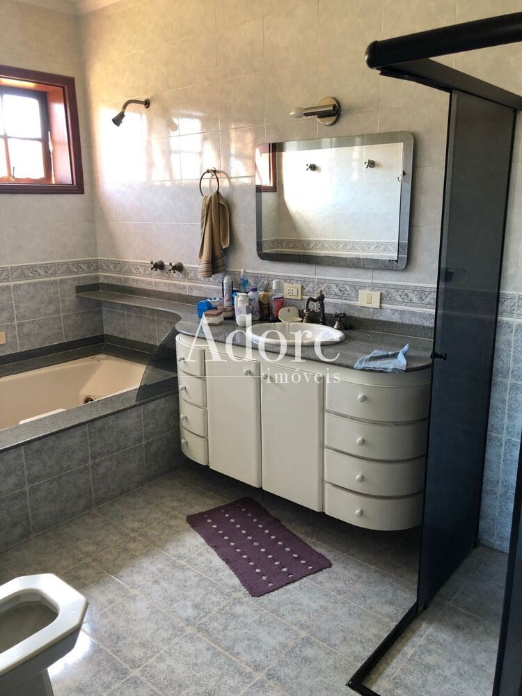 Casa, 4 quartos, 1495 m² - Foto 2