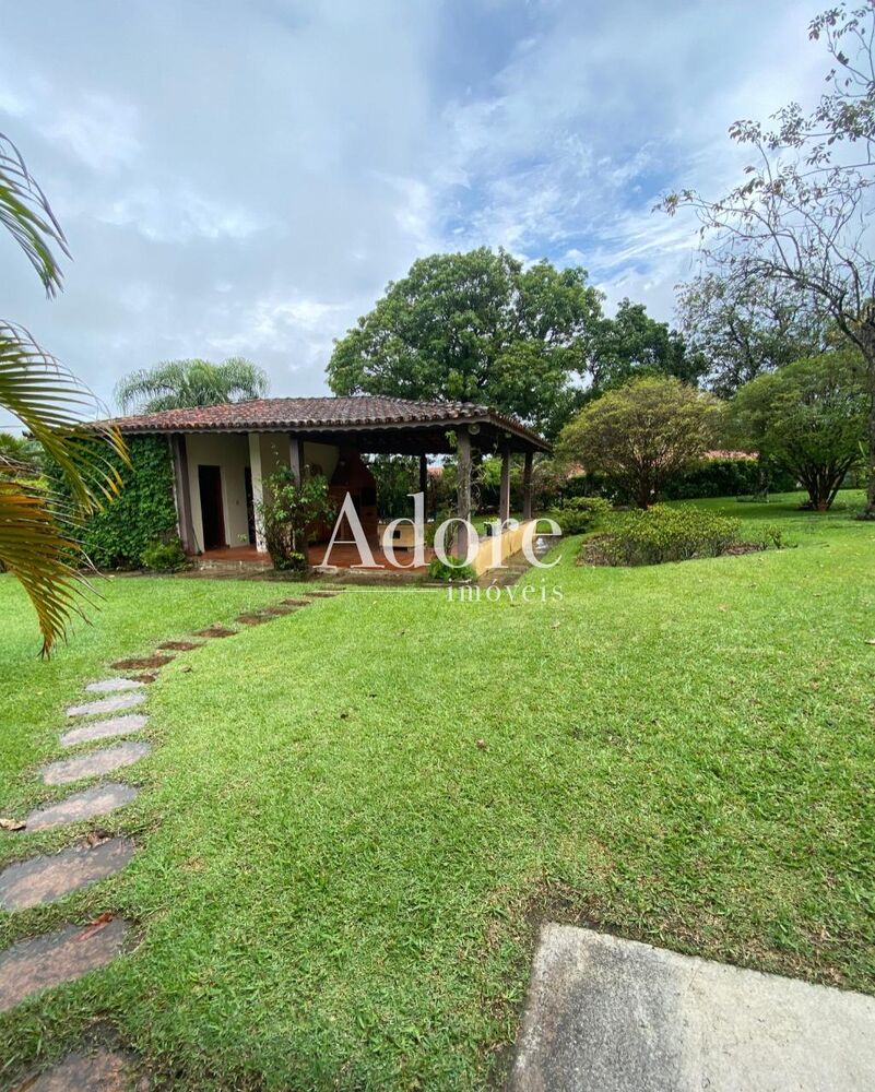 Casa à venda e aluguel com 4 quartos, 2387m² - Foto 2