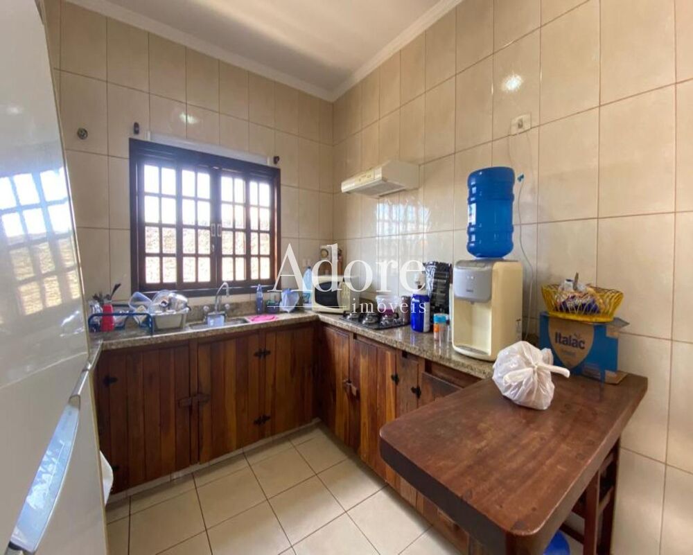 Casa, 3 quartos, 1020 m² - Foto 4