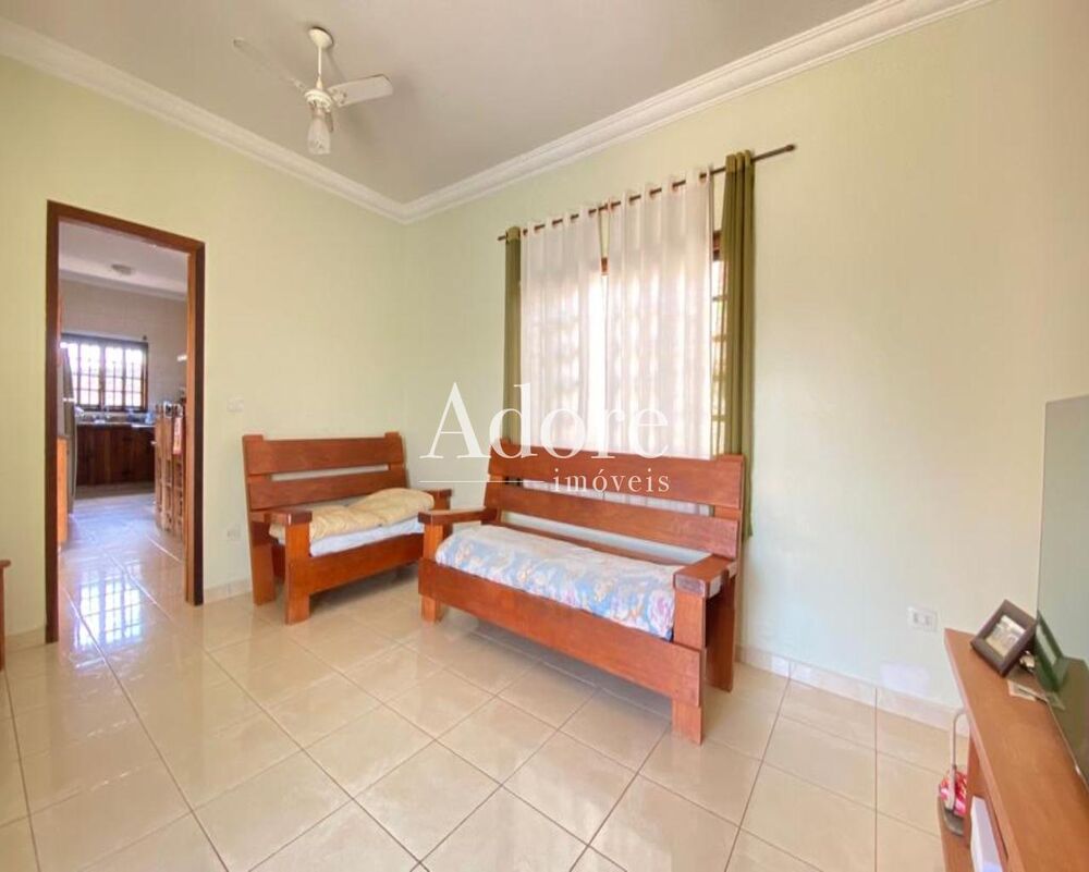 Casa, 3 quartos, 1020 m² - Foto 3