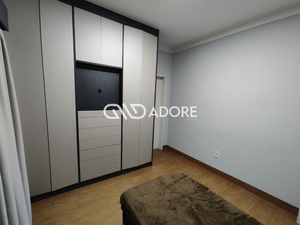 Casa à venda com 3 quartos, 275m² - Foto 5