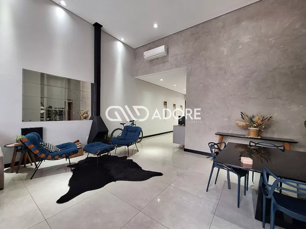 Casa à venda com 3 quartos, 212m² - Foto 4