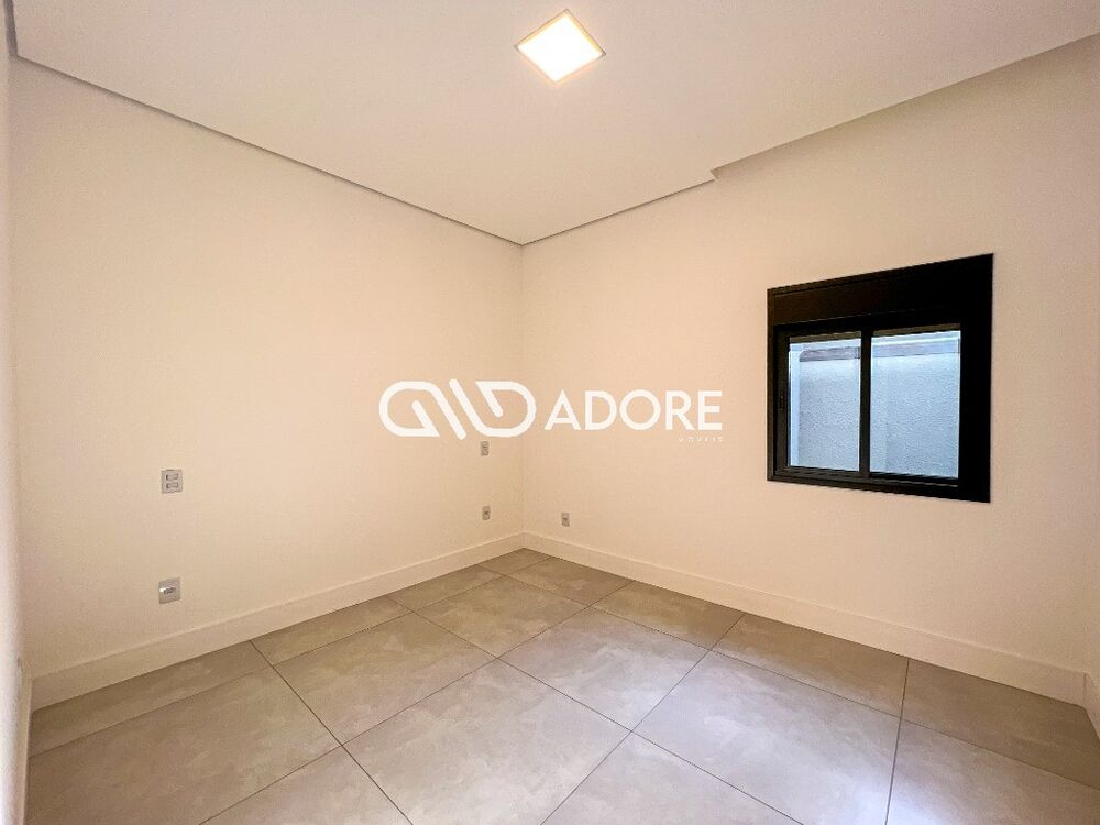 Casa, 3 quartos, 250 m² - Foto 4