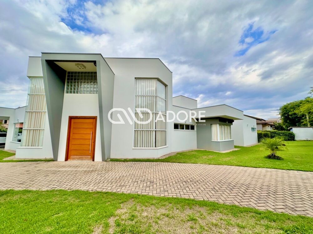 Casa, 3 quartos, 300 m² - Foto 1