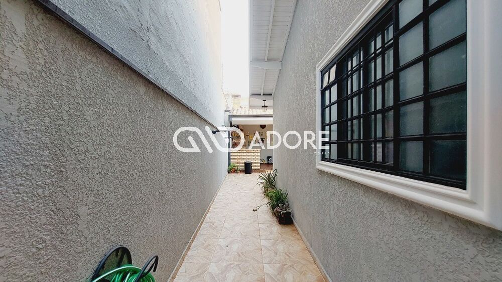 Casa à venda com 3 quartos, 219m² - Foto 5