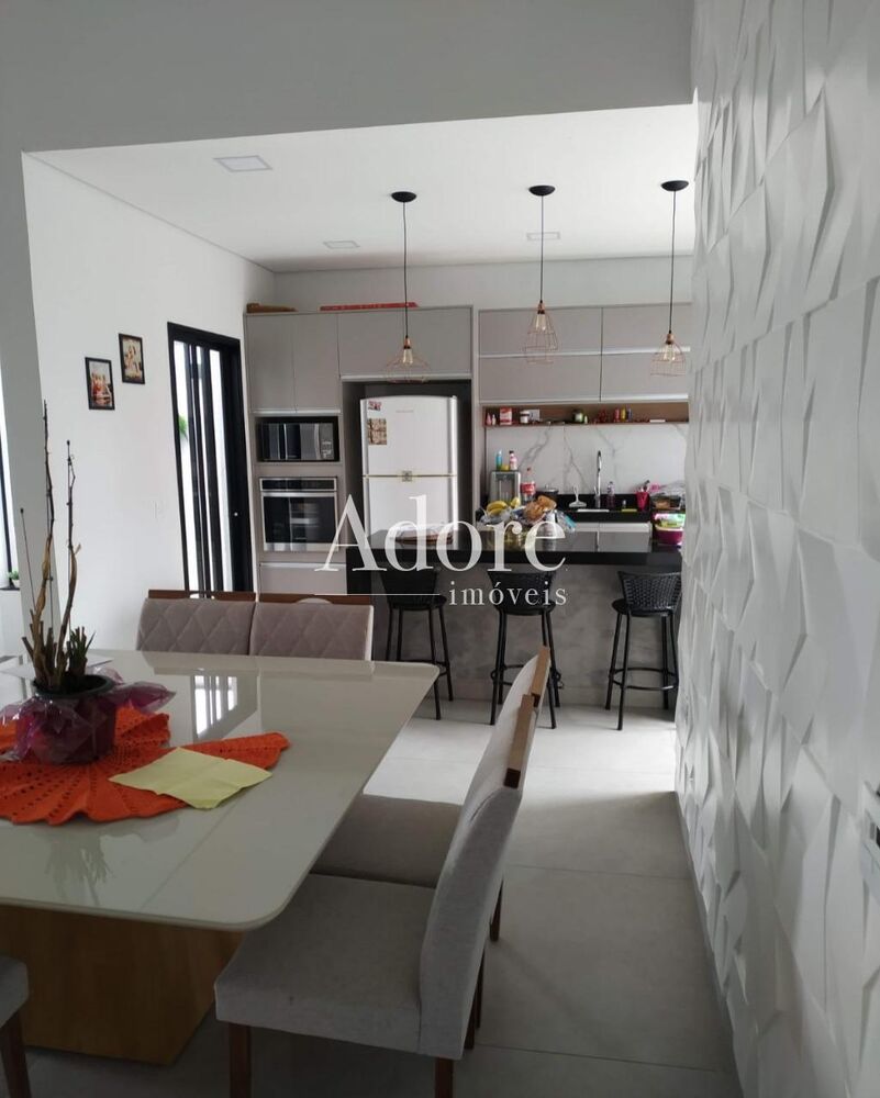 Casa, 3 quartos, 253 m² - Foto 3