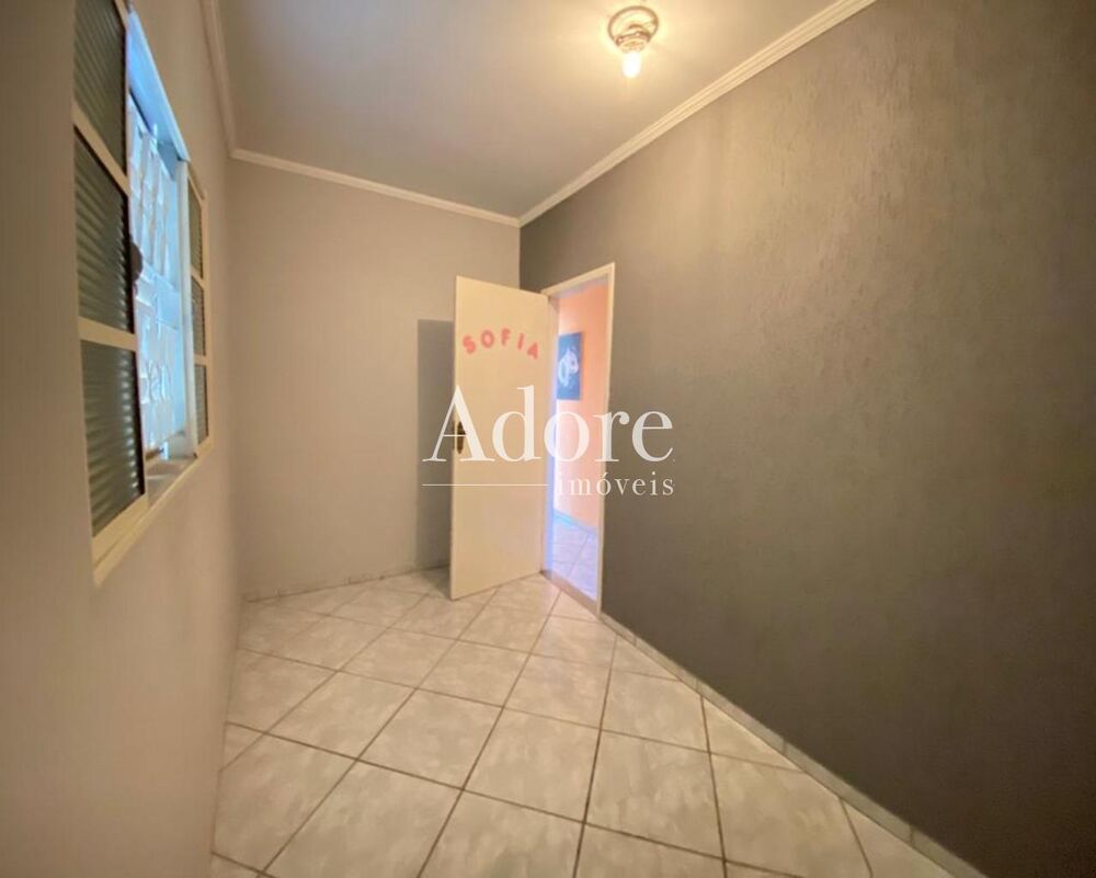 Casa à venda com 3 quartos, 168m² - Foto 3