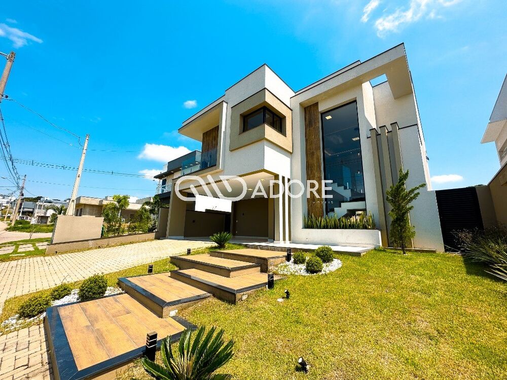 Casa, 4 quartos, 242 m² - Foto 1