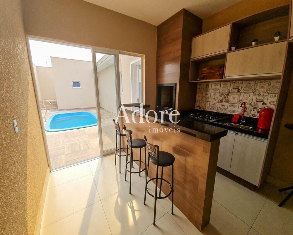 Casa à venda e aluguel com 4 quartos, 182m² - Foto 1