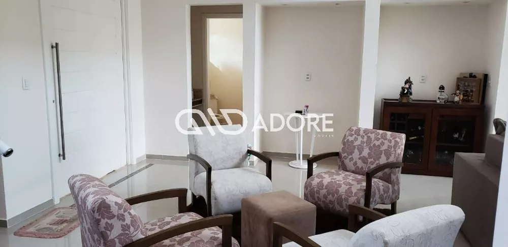 Casa à venda com 5 quartos, 420m² - Foto 4