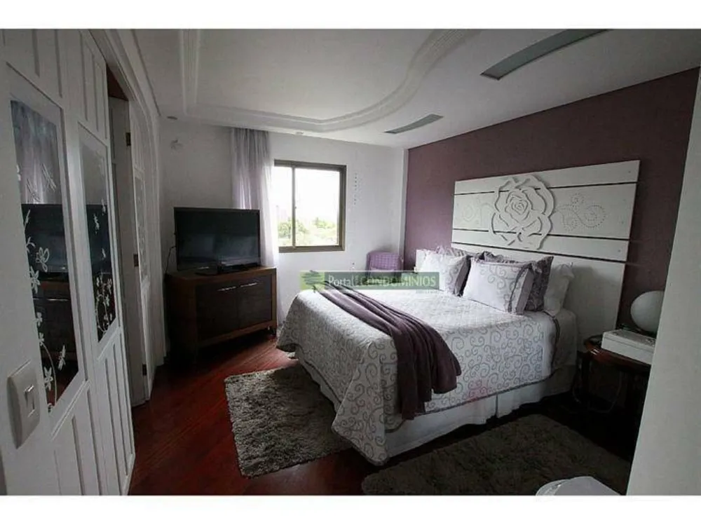 Cobertura, 3 quartos, 229 m² - Foto 13