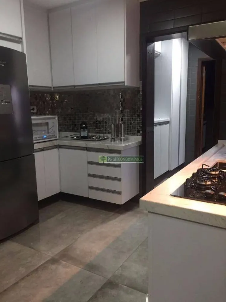 Cobertura, 3 quartos, 229 m² - Foto 21