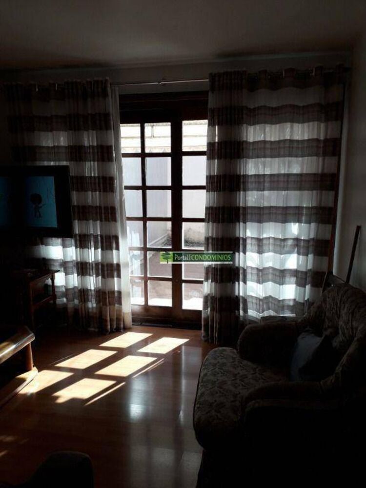 Casa à venda com 3 quartos, 206m² - Foto 3