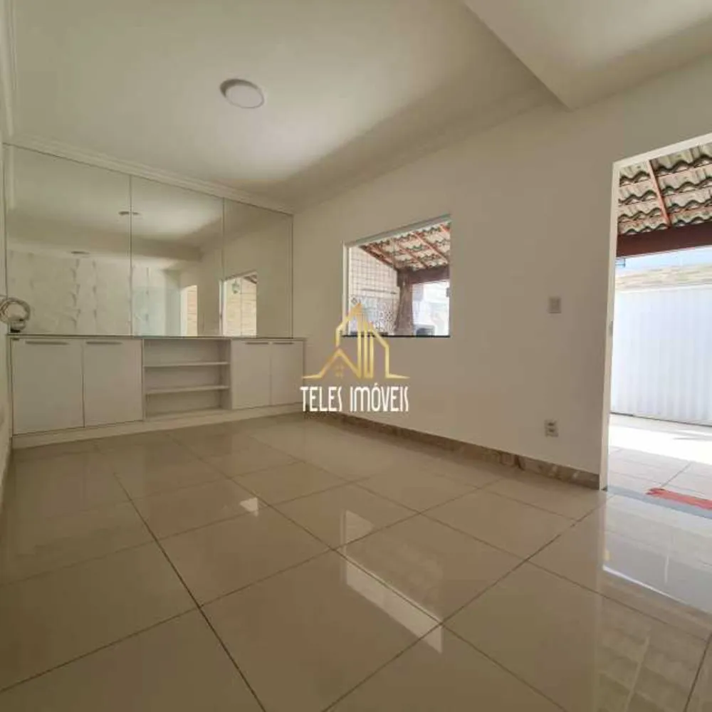 Casa, 3 quartos, 99 m² - Foto 2