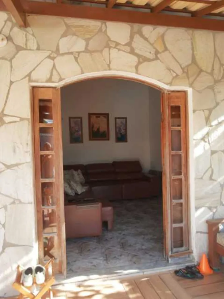 Casa, 4 quartos, 257 m² - Foto 2