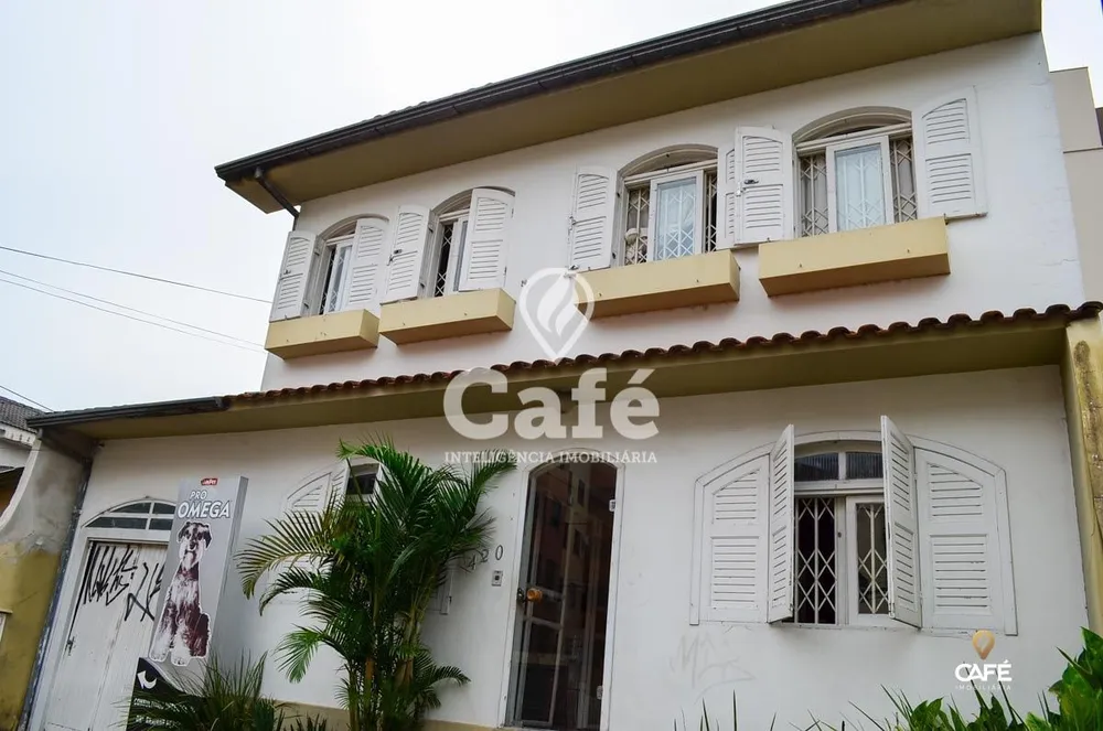 Casa, 4 quartos, 230 m² - Foto 1