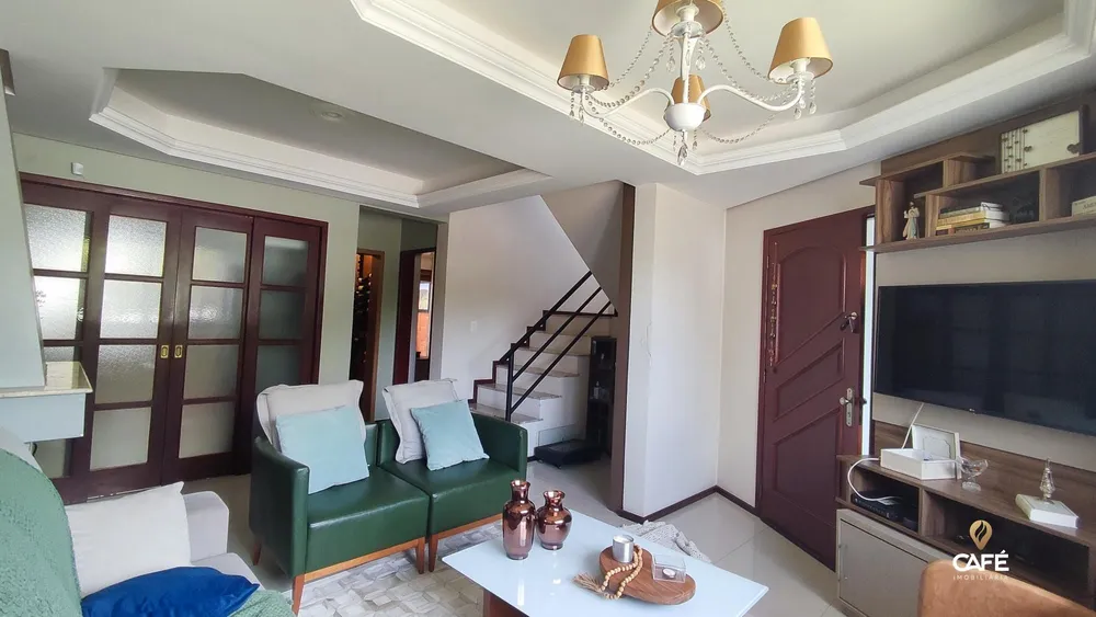 Casa, 3 quartos, 241 m² - Foto 3