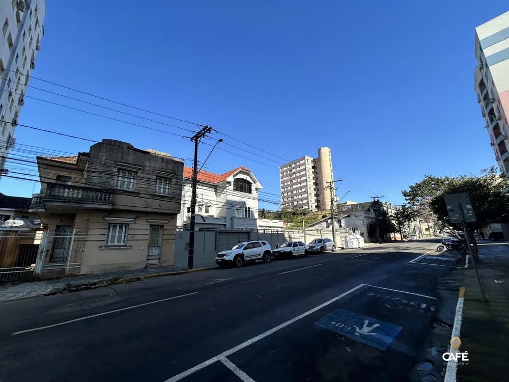 Casa, 5 quartos, 284 m² - Foto 1