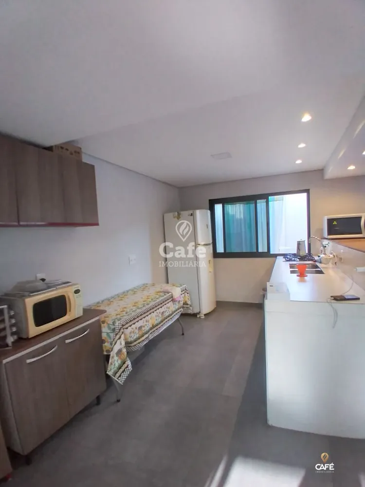 Casa, 3 quartos, 231 m² - Foto 4